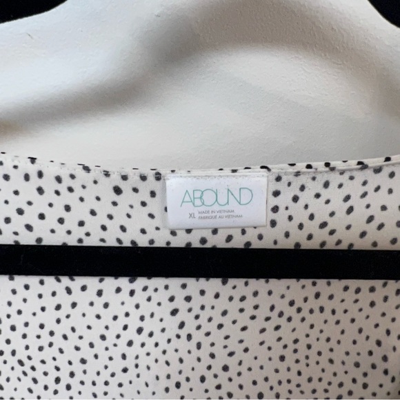 ABOUND Cream and Black Polka Dot Bodysuit Ruffle VNeck Neckline (DONATING 3/1) - Picture 3 of 7